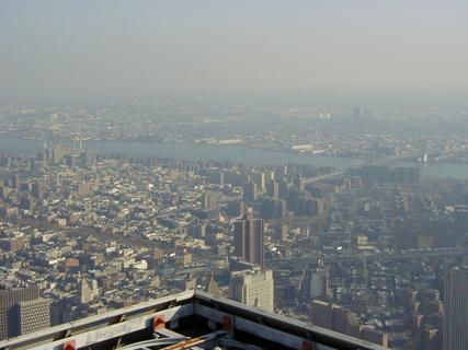 View NE from WTC (pan 11)<br>Location: <a href="https://www.google.com/maps/search/?api=1&query=40.71101,-74.0131" target="_new">World Trade Centre Outside Observation Deck</a>
